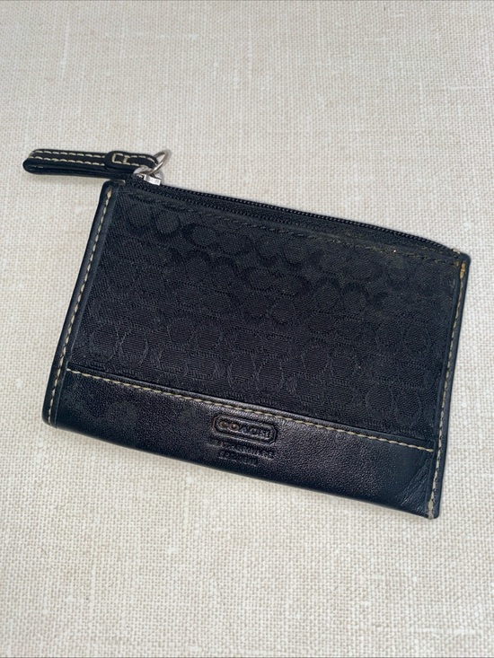 Coach Handbags - COACH VTG Leatherware Coin Purse Wallet Black Jacquard Leather Trim